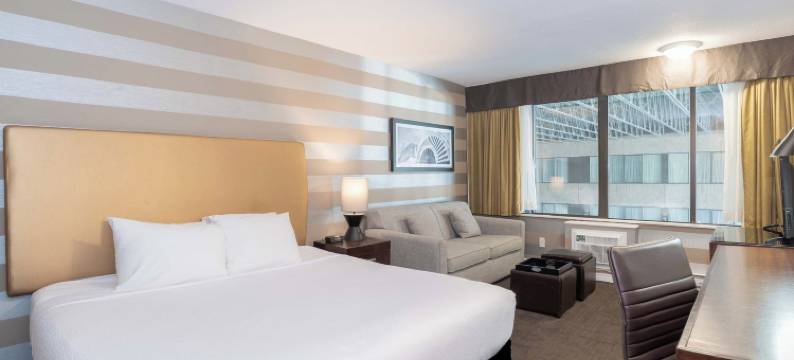 潘提顿三德曼酒店(Sandman Hotel Penticton)图片