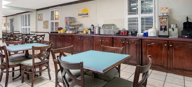 纳齐兹戴斯酒店(Days Inn by Wyndham Natchez)图片