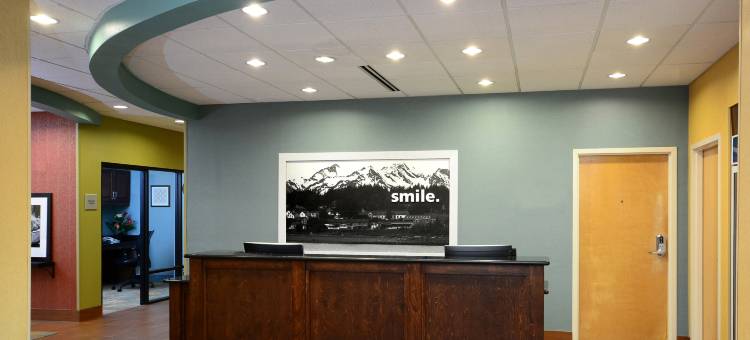 马丁斯维尔欢朋酒店(Hampton Inn Martinsville)图片