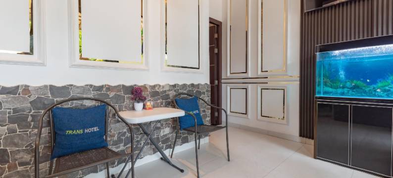 乌尔班维尤特兰斯酒店巴淡岛 by 红门(Urbanview Trans Hotel Batam by RedDoorz)图片