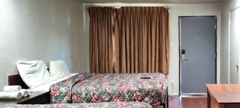 豪华旅馆汽车旅馆 OYO 大草原州际公路30号(Deluxe Inn Motel By Oyo Grand Prairie Interstate 30)图片