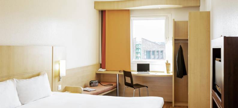 宜必思奥维耶多酒店(Ibis Oviedo)图片