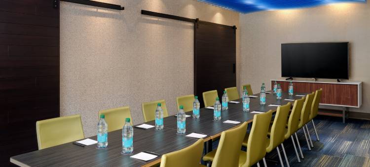 不伦瑞克智选假日套房酒店(Holiday Inn Express & Suites Brunswick)图片