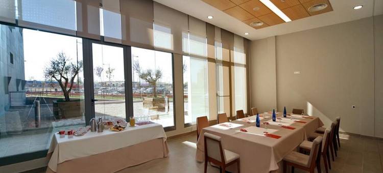 格塔菲温德姆华美达酒店(Ramada by Wyndham Getafe)图片