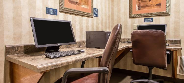 圣罗伯特主要留宿套房酒店 - 伍德堡雷奥纳德(MainStay Suites St Robert-Fort Leonard Wood)图片