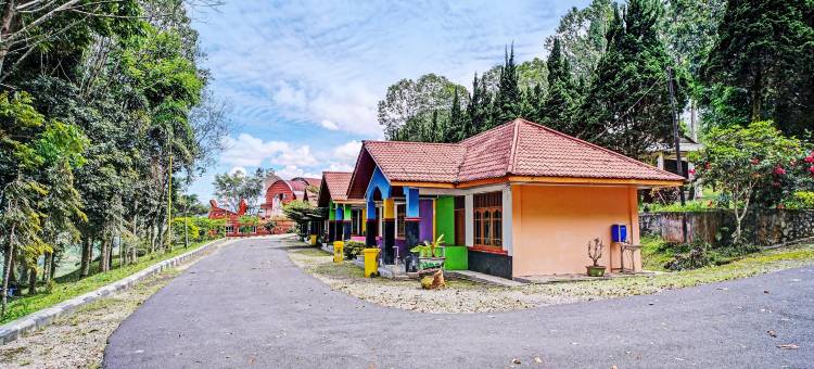 O 伊曼旅游公园二号酒店，靠近西廷佐伊曼旅游公园(Hotel O Taman Wisata Iman II Near Taman Wisata Iman Sitinjo)图片