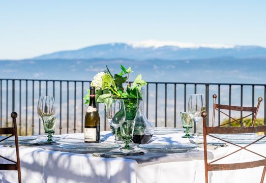 La Villa des Cèdres Hotel Overview