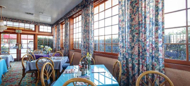 洛杉矶冒险家全套房酒店(La Adventurer Hotel)图片