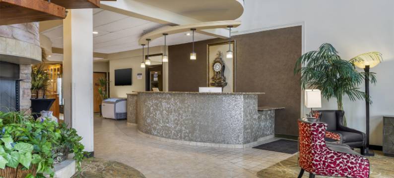 瑞士小屋贝斯特韦斯特优质套房酒店(Best Western Plus Swiss Chalet Hotel  Suites)图片