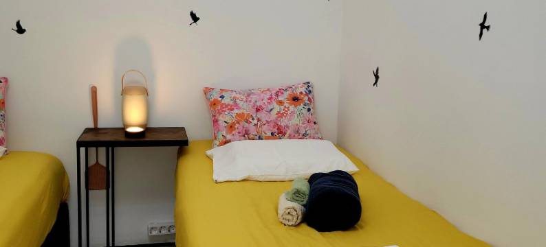 Charming 2-Bedroom Apartment in Rejmyre with Garden View图片