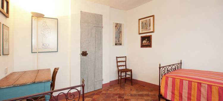 A Romantic Rocca Retreat图片