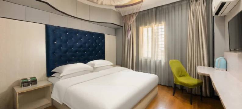 慈利皇朝假日酒店(人民广场店)图片