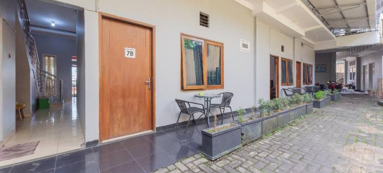 RedDoorz @ Hotel Arwana Safari Puncak (Formerly Hotel Arwana Safari Puncak)图片