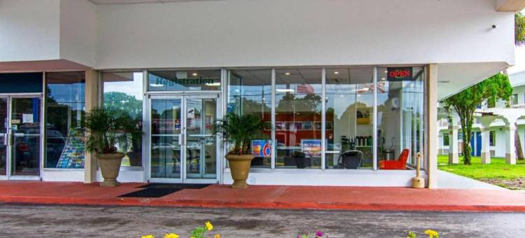 斯达克传统汽车旅馆(Motel 6 Starke, FL)图片