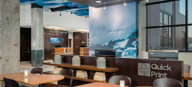 美国尼亚加拉瀑布万怡酒店(Courtyard Niagara Falls, USA)图片