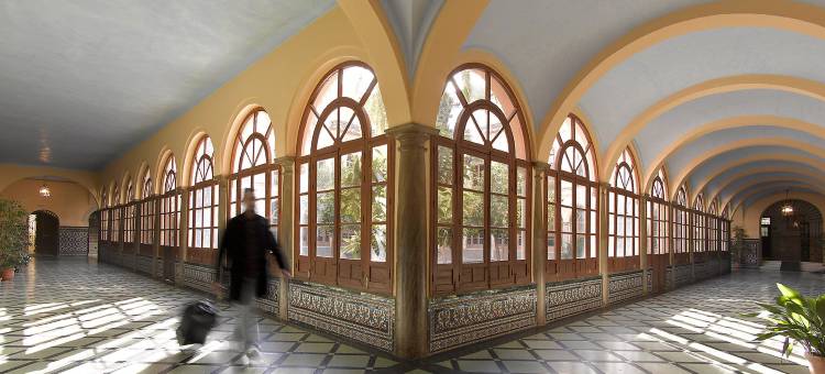 贝萨里翁马西亚修道院酒店(Hotel Macià Monasterio de Los Basilios)图片