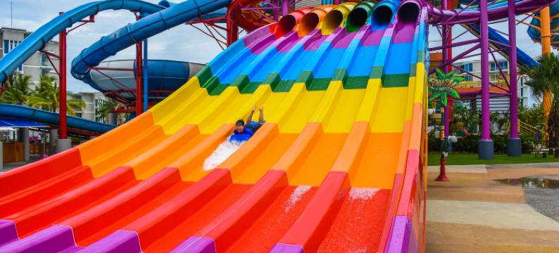 普吉岛迈考海滩跃浪渡假村(Splash Beach Resort Maikhao Phuket)图片