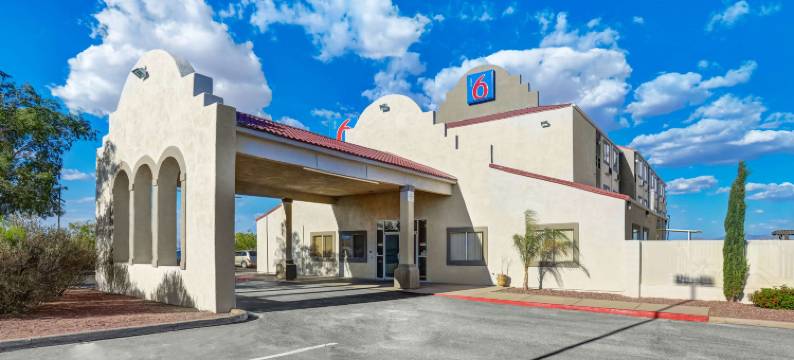 亚利桑那本森 6 号汽车旅馆(Motel 6 Benson, AZ)图片