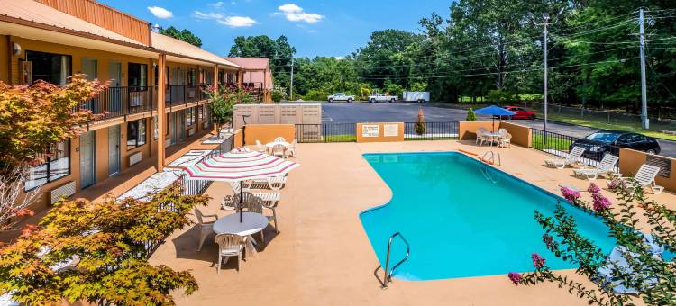 科林斯西凯艺酒店(Quality Inn & Suites Corinth West)图片