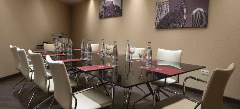 奥林匹克别墅温泉套房酒店(Hotel & Spa Villa Olimpica Suites)图片