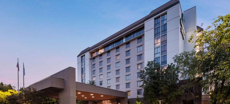 纳什维尔机场希尔顿安泊套房酒店(Embassy Suites by Hilton Nashville Airport)图片