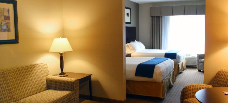 智选假日套房酒店马龙(Holiday Inn Express & Suites Malone)图片