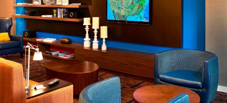 克利夫兰机场北万怡酒店(Courtyard Cleveland Airport North)图片