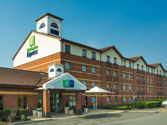 德比骄傲公园智选假日酒店