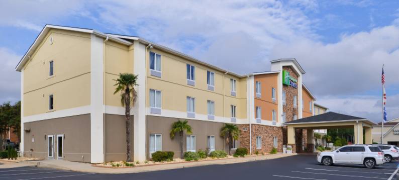 蒙哥马利东I-85州际公路智选假日酒店(Holiday Inn Express MONTGOMERY - EAST I-85 by IHG)图片
