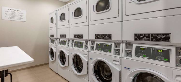 梅恩斯特套房酒店卡尔斯巴德南部(MainStay Suites Carlsbad South)图片