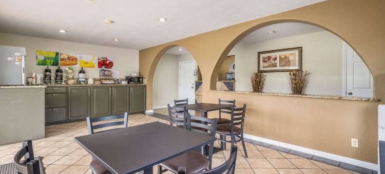 品质酒店白色泉水苏湾尼(Quality Inn White Springs Suwanee)图片