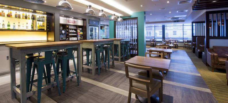 莱奇沃思花园城普瑞米尔酒店(Premier Inn Letchworth Garden City)图片