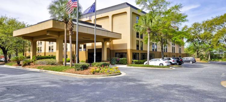 查尔斯顿快乐山爱国者欢朋酒店(Hampton Inn Charleston/Mt. Pleasant-Patriots Point)图片