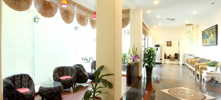 打拉根帕德玛洛卡酒店(Padmaloka Hotel Tarakan)图片