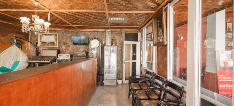 红多兹伊斯兰酒店-近贾兰阿萨汉佩马塔斯安塔(RedDoorz Syariah Near Jalan Asahan Pematang Siantar)图片