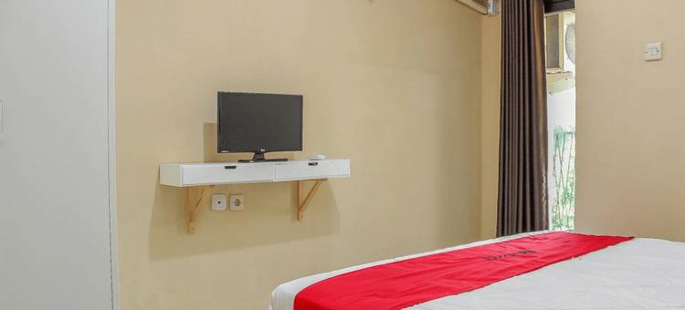 红多兹伊斯兰酒店-近希克博现代市场(RedDoorz Syariah Near Pasar Modern Cikopo)图片