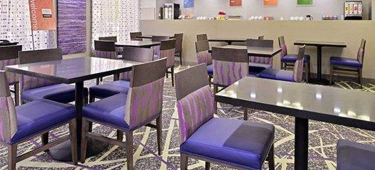 舒适酒店及套房-弗赖拉辛-普莱诺(Comfort Inn & Suites Frisco - Plano)图片