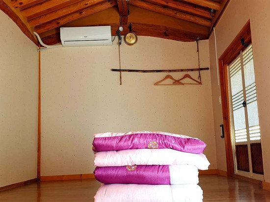 Gyeongju Hyeriwon Hanok Stay