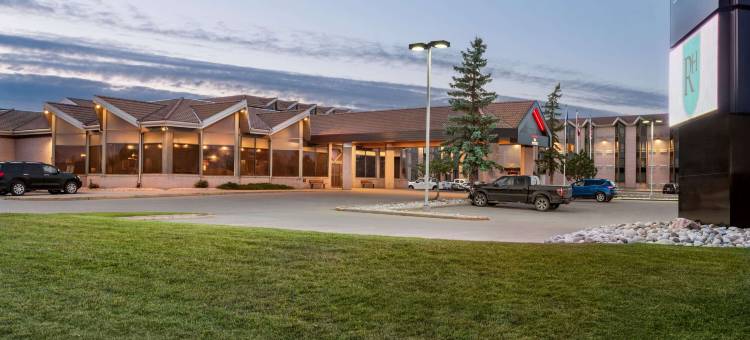 西埃德蒙顿皇家酒店，温德姆Trademark精选(Royal Hotel West Edmonton, Trademark Collection by Wyndham)图片