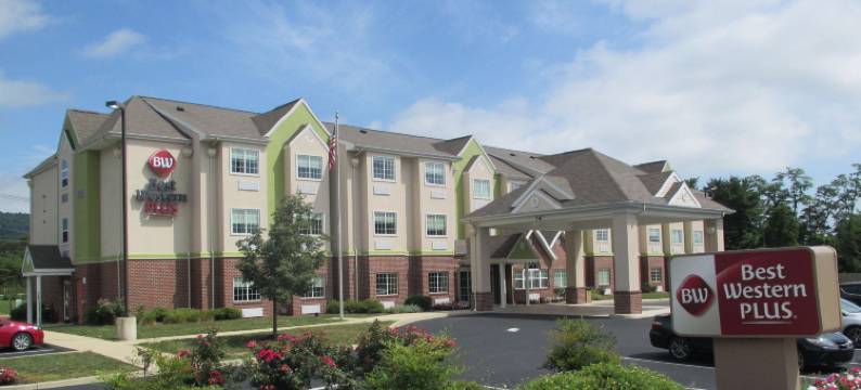 艾诺拉哈里斯堡贝斯特韦斯特优质套房酒店(Best Western Plus Harrisburg Mechanicsburg)图片