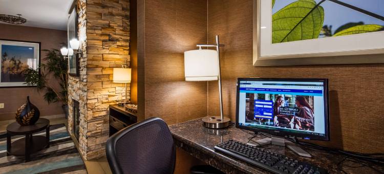 布伦特伍德贝斯特韦斯特酒店(Best Western Brentwood Inn)图片