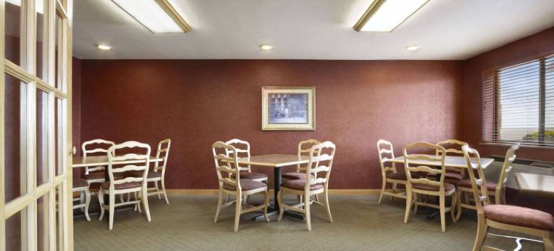 库巴速8酒店(Super 8 by Wyndham Cuba)图片