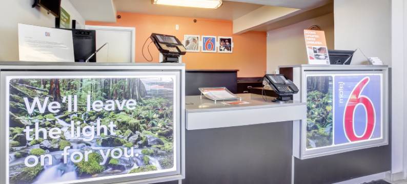 6梅德福南汽车旅馆(Motel 6 Medford, or)图片