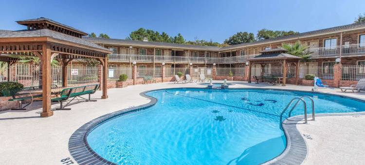 泰勒速8酒店(Super 8 by Wyndham Tyler TX)图片