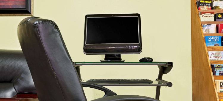 曼西鲍尔速8酒店(Super 8 by Wyndham Muncie/Ball St. College Area)图片