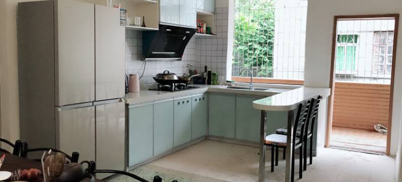 花草时光精品西湖祝屋巷美食街民宿(下角东路分店)图片