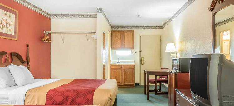 机场伊克诺旅馆(Econo Lodge Airport)图片