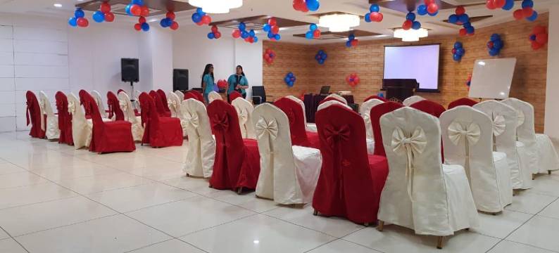 德夫艾迪酒店(Dev Aadi Hotel)图片