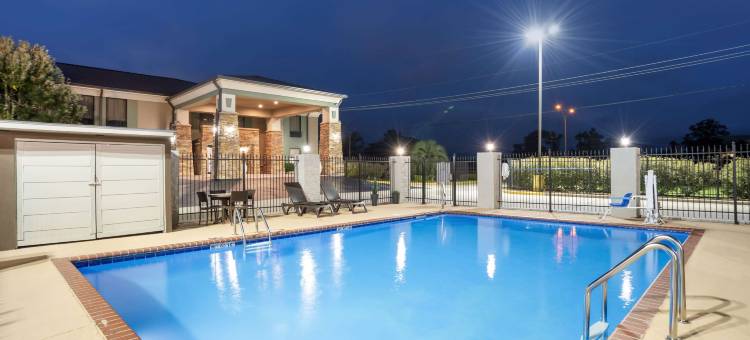 河湾贝斯特韦斯特酒店(Best Western Bayou Inn)图片