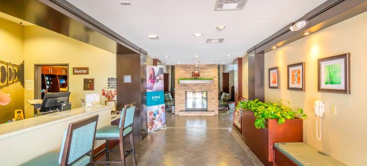 Staybridge Suites 休斯顿IAH - 环城8 by IHG(Staybridge Suites Houston IAH - Beltway 8)图片